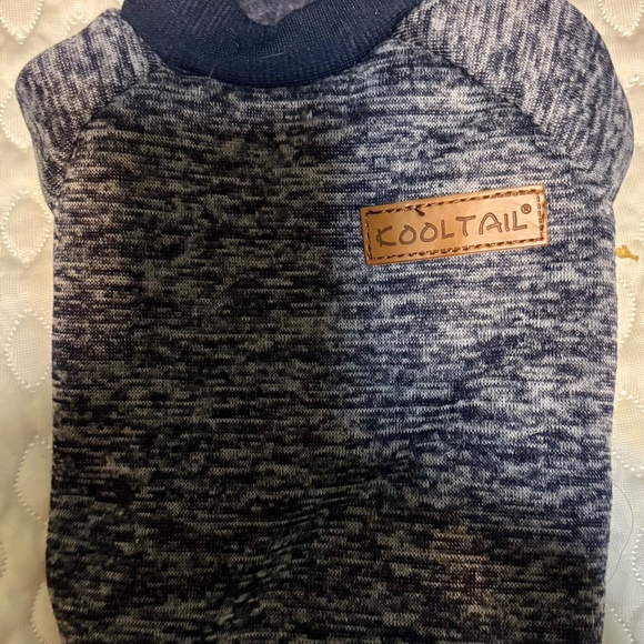 Cooltail Dog Sweatshirt - Picture 1 of 4